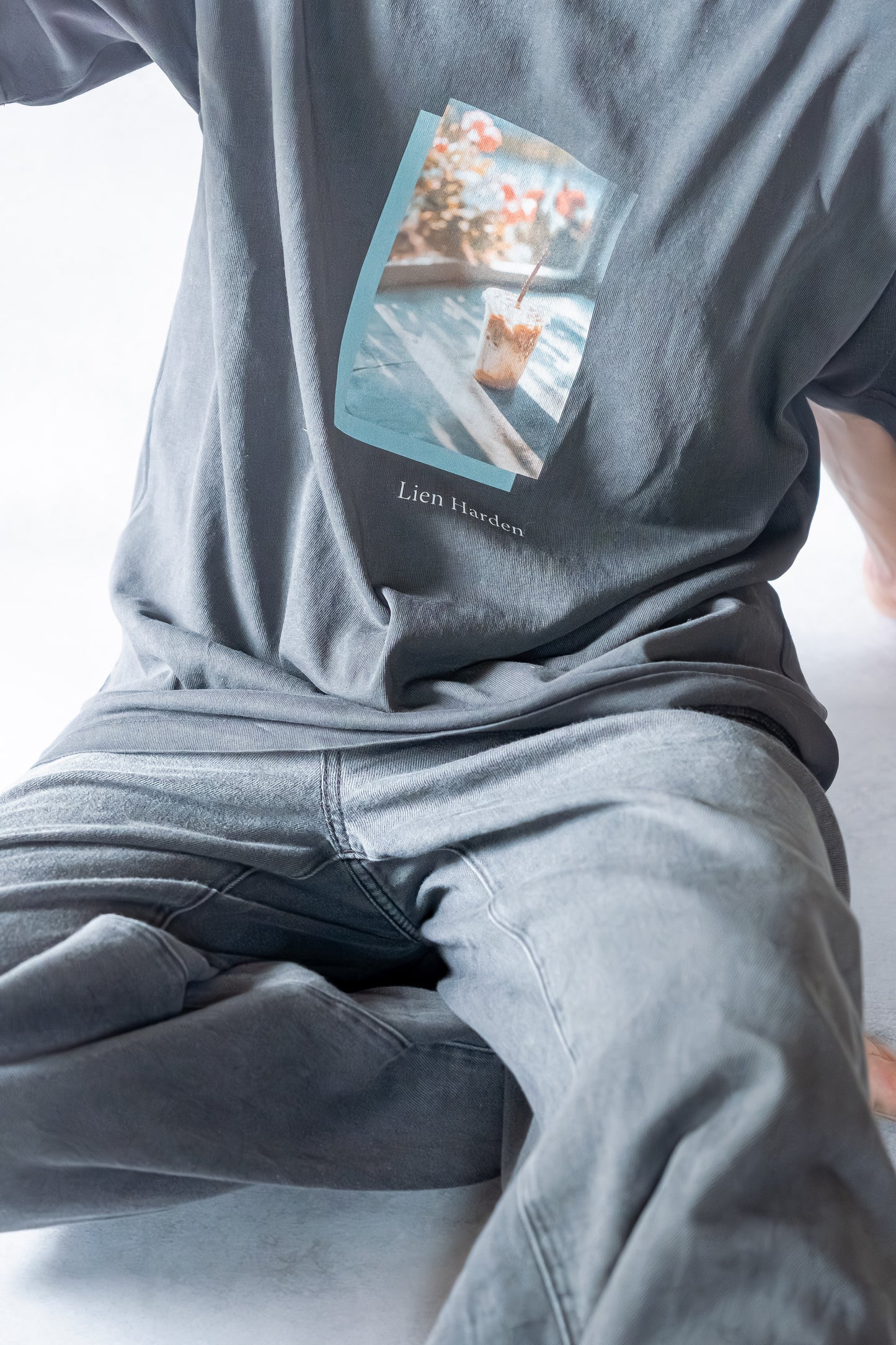 【予約販売 : 12月中順次発送予定】アートT＋長袖セット (UNISEX)税込・配送料込み