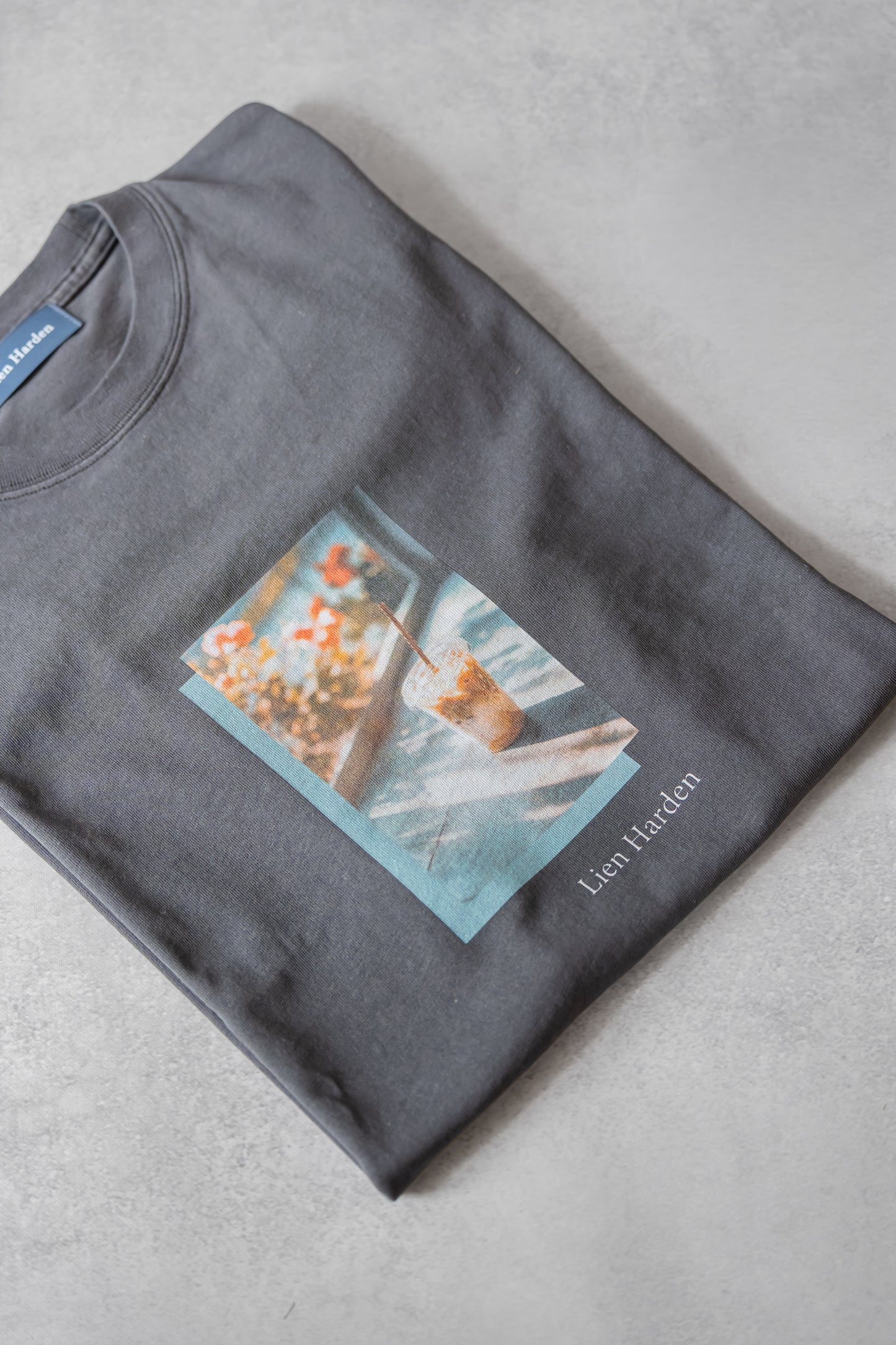 【予約販売 : 12月中順次発送予定】アートT＋長袖セット (UNISEX)税込・配送料込み